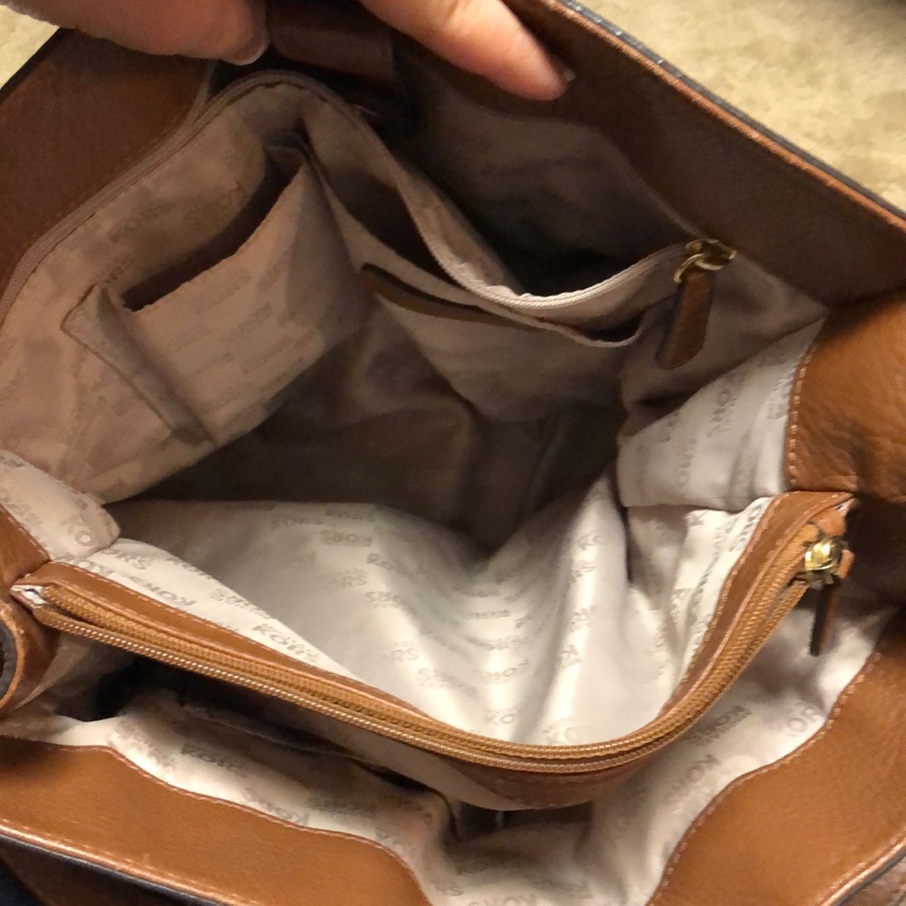 Michael Kors Bag - Picture 7 of 7